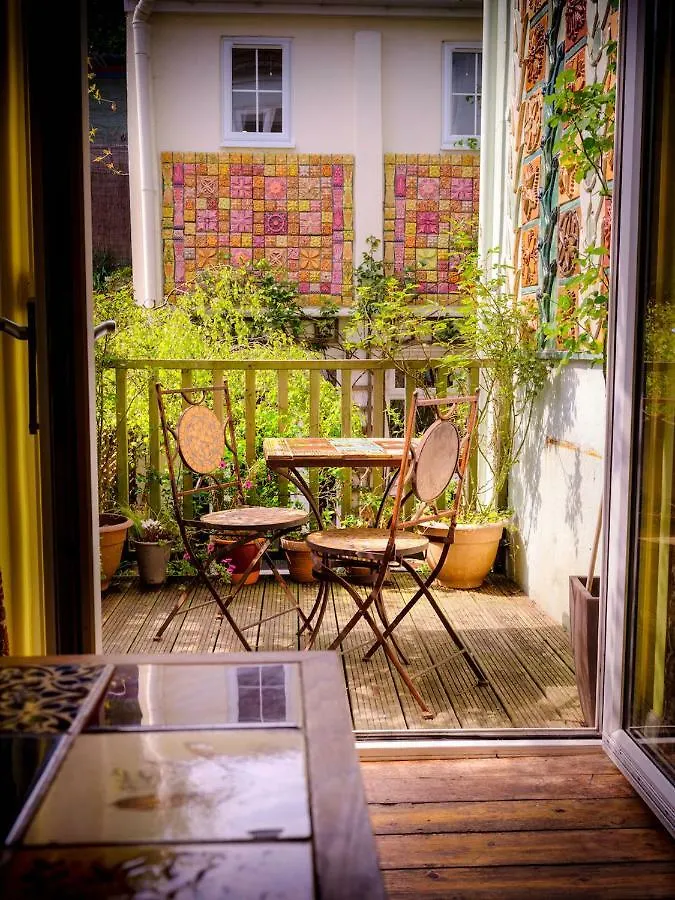The Ceramic House Apartment Brighton